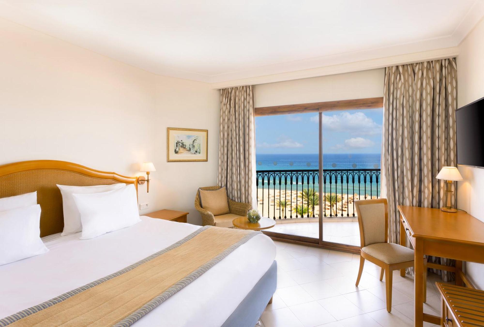 Moevenpick Resort & Marine Spa Sousse Eksteriør billede A room at the hotel