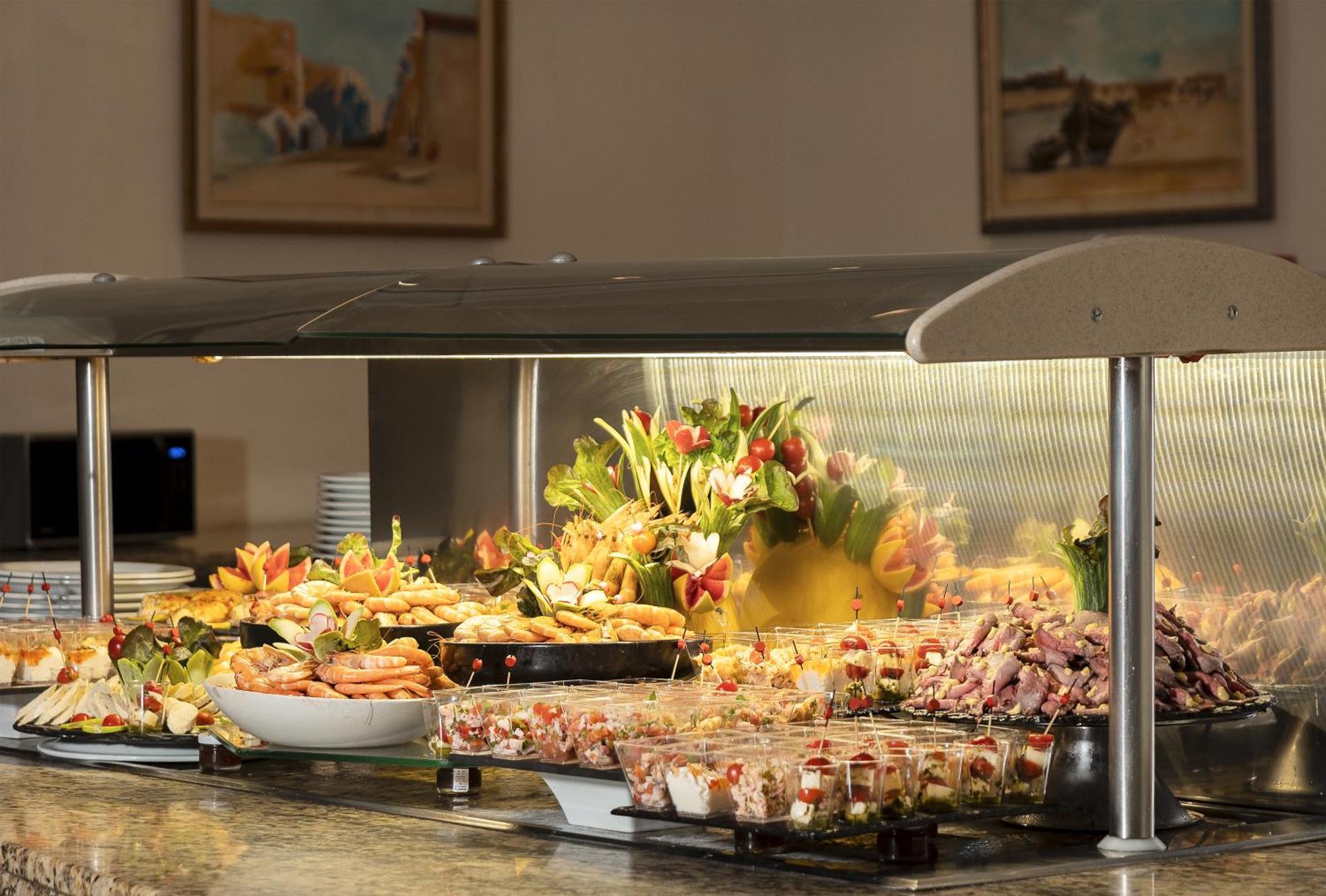 Moevenpick Resort & Marine Spa Sousse Eksteriør billede A buffet