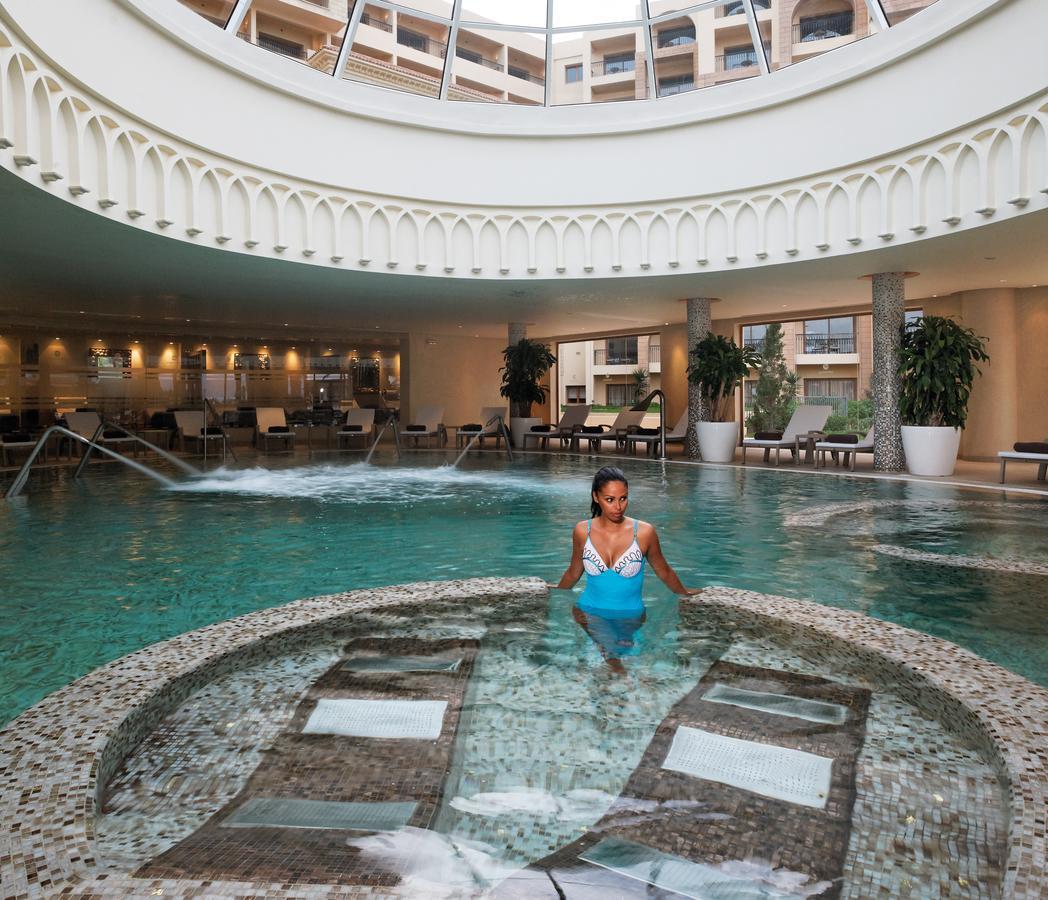 Moevenpick Resort & Marine Spa Sousse Eksteriør billede The pool at the Hilton Mauritius Resort